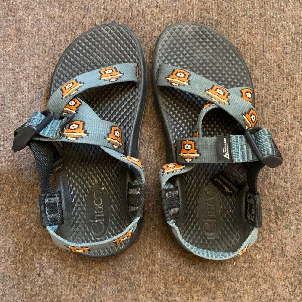 Children’s Smokey the Bear Chacos